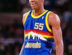  高赫为什么改名叫孙兴 