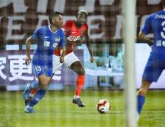 美网抢七大战爆出冷门！武汉三镇惊险广州队，争冠形势突变的简单介绍